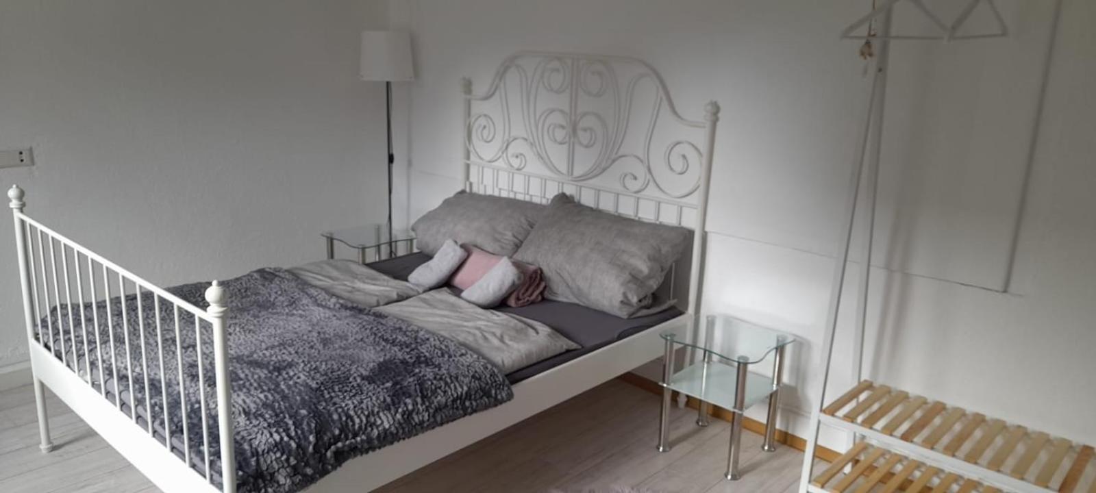 Wohnung Im Zentrum Von Albstadt Bagian luar foto